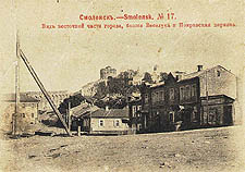 Вид восточной части города, башня Веселуха и Покровская церковь. С открытки нач. XX века.